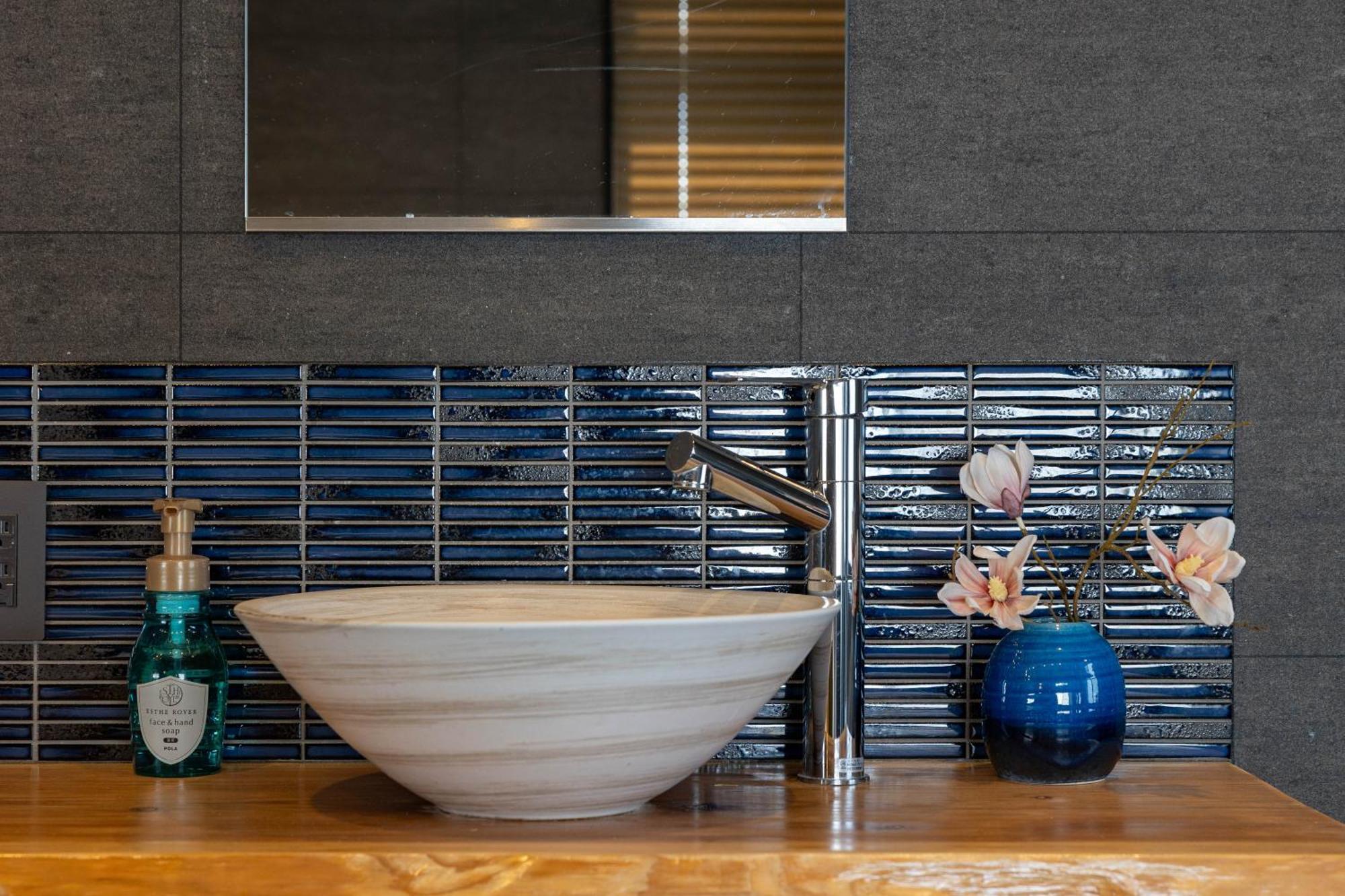 Japavista Noble Villa Osaka Bagian luar foto